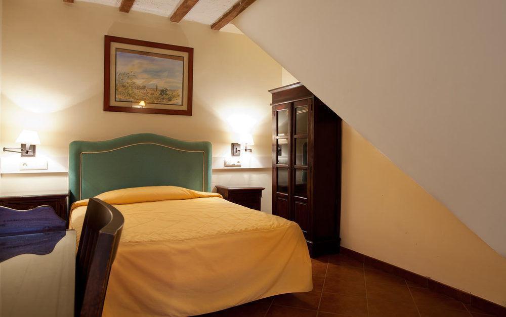 Hotel Resort Cueva Del Fraile เกว็งกา ภายนอก รูปภาพ