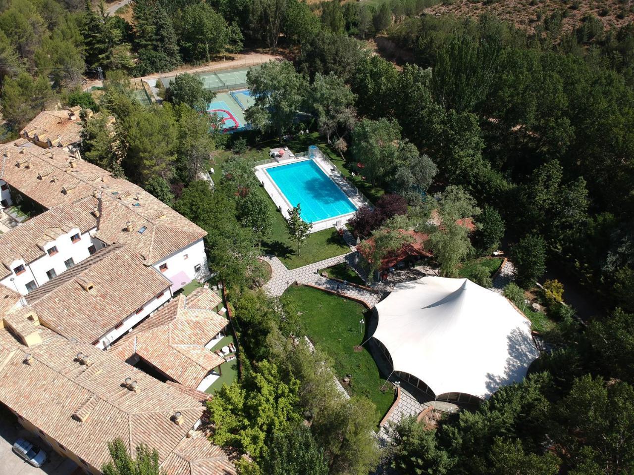 Hotel Resort Cueva Del Fraile เกว็งกา ภายนอก รูปภาพ