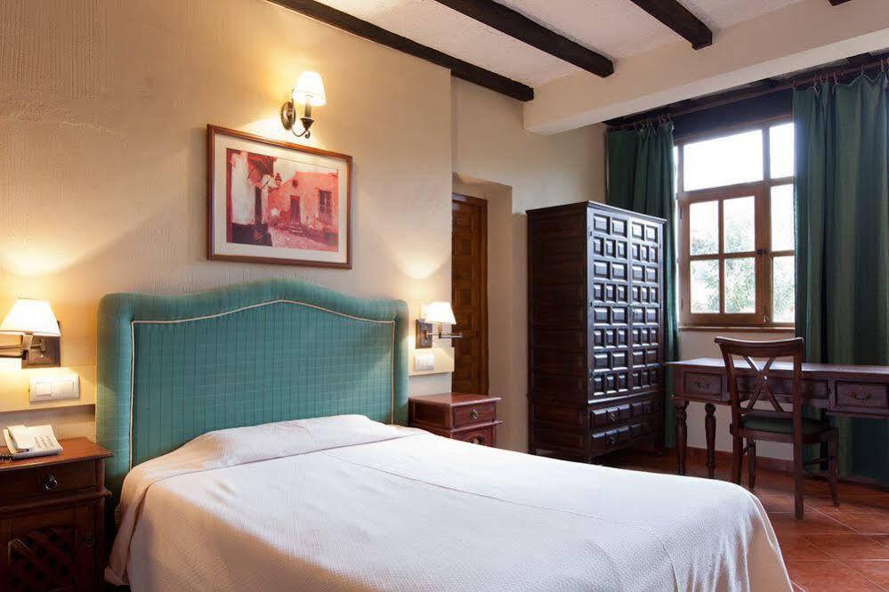 Hotel Resort Cueva Del Fraile เกว็งกา ภายนอก รูปภาพ